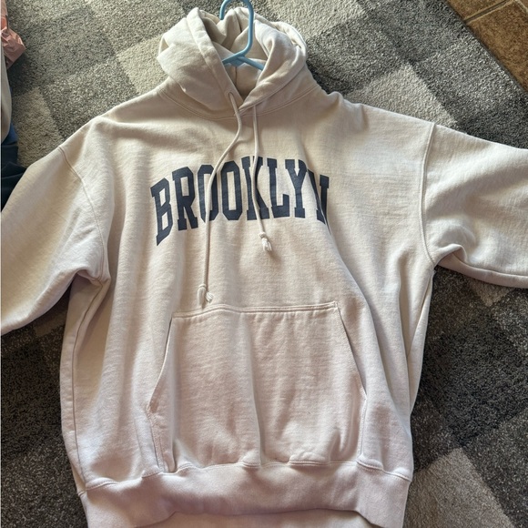 Brandy Melville Tops Brandy Melville Brooklyn Hoodie Poshmark